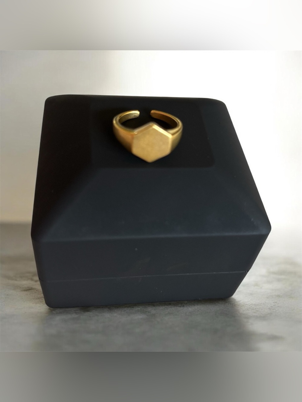 Gold Hexagon Signet Ring - Women Makeup Accessory